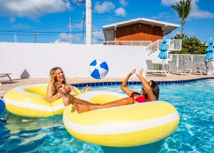 Gilbert'S Resort & Marina